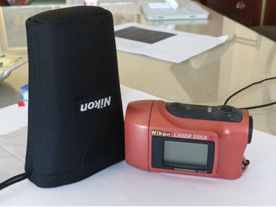 Nikon 550 AS