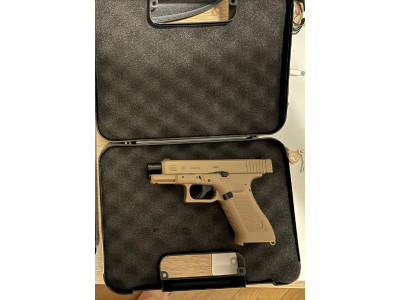 Umarex Glock 19X Coyote Blowback