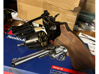 Umarex S&W m29 CO2 Revolver