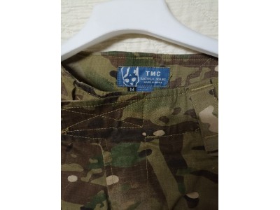 Uniforme de combate Multicam