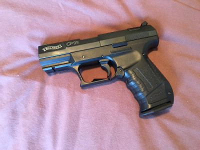 Pistola De Aire Glock 17 Blowback Kwc + 2co2 + 500 Balines