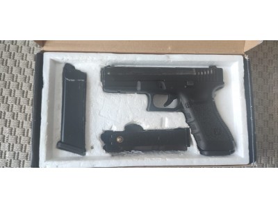 WE Glock 17