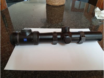 Zeiss Victory V8 Iluminado