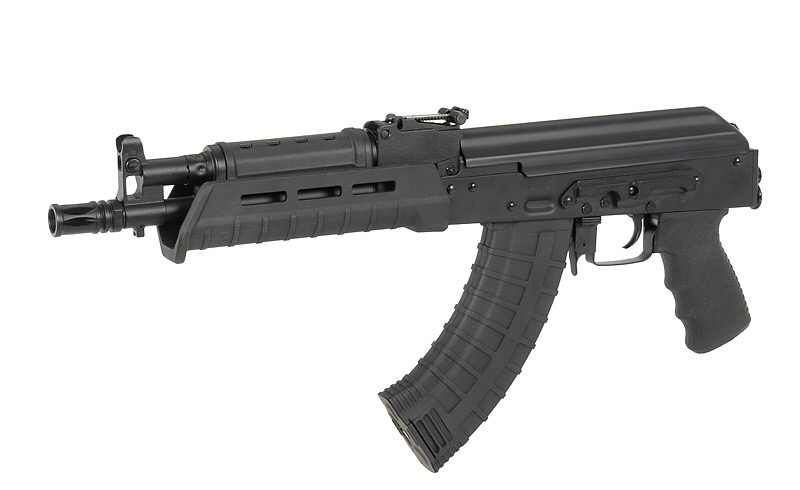 AK Cyma con accesorios