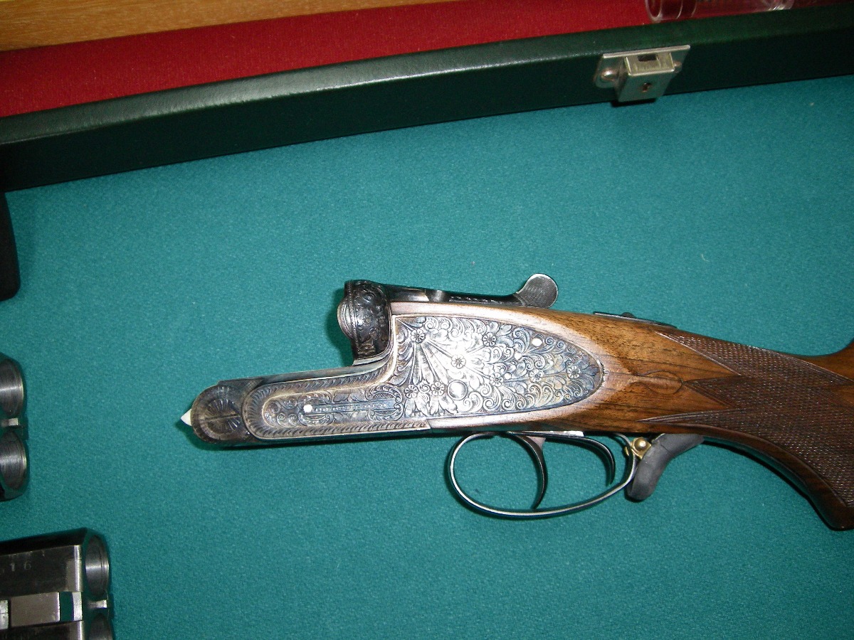 MartÃn Ugarteburu con grabados