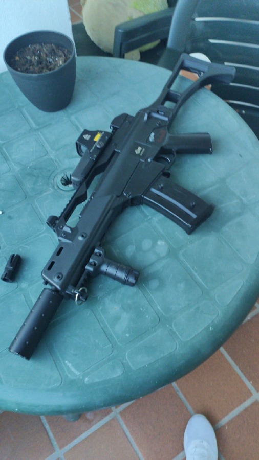 JG G36C totalmente modificada