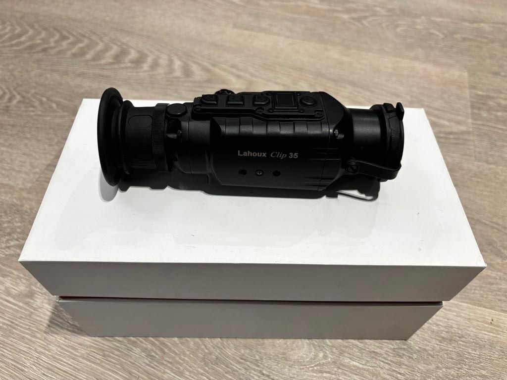 Lahoux Clip 35